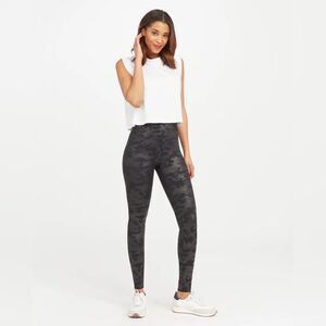 Faux Leather Camo Leggings Size XS